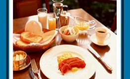 ۵. غذای مناسب بخورید و خوب بخوابید